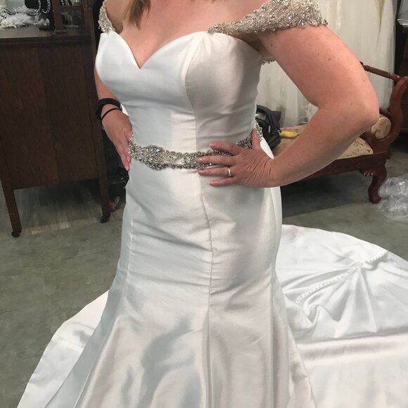 SAMPLE Mikado Wedding Dress, Ivory Mermaid Fit and Flare Sexy, BLING straps - Picture 7 of 10